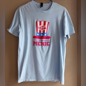 Raising Canes Crew Appreciation Memorial Day Picnic T-Shirt Medium 2019 USA Flag